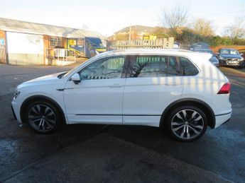 Volkswagen Tiguan R-LINE TDI DSG AUTOMATIC