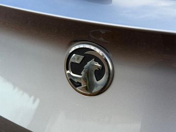 Vauxhall Grandland X 1.2 Turbo Sport Nav SUV 5dr Petrol Manual Euro 6 (s/s) (130 ps)