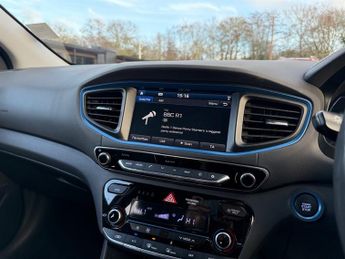Hyundai Ioniq 1.6 h-GDi Premium SE Hatchback 5dr Petrol Hybrid DCT Euro 6 (s/s