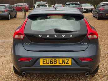 Volvo V40 2.0 T3 GPF Inscription Hatchback 5dr Petrol Manual Euro 6 (s/s) 