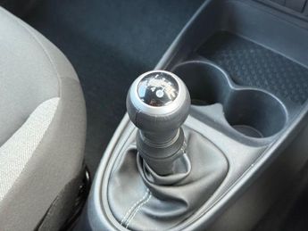 Toyota Aygo 1.0 VVT-i Pure Hatchback 5dr Petrol Manual Euro 6 (s/s) (72 ps)