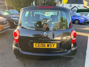 Renault Modus 1.4 16v Dynamique Hatchback 5dr Petrol Manual (161 g/km, 98 bhp)