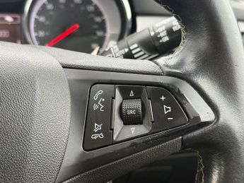 Vauxhall Astra 1.5 Turbo D Business Edition Nav Hatchback 5dr Diesel Manual Eur