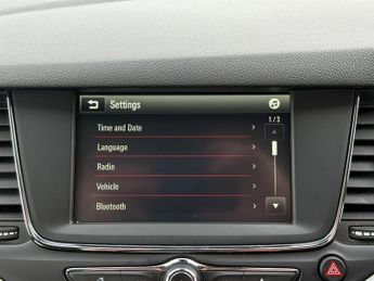 Vauxhall Astra 1.5 Turbo D Business Edition Nav Hatchback 5dr Diesel Manual Eur