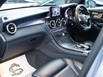 Mercedes GLC250d 4MATIC AMG LINE PREMIUM