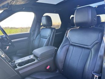 Land Rover Discovery SD6 LANDMARK 7 SEATS