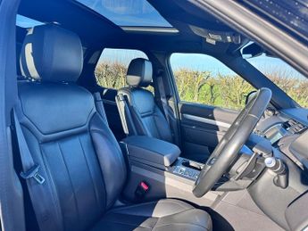 Land Rover Discovery SD6 LANDMARK 7 SEATS