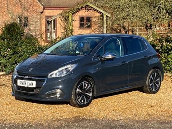 Peugeot 208 1.2 PureTech Tech Edition Hatchback 5dr Petrol Manual Euro 6 (s/