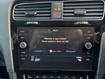 Volkswagen Golf 1.4 TSI 8.7kWh GTE Advance Hatchback 5dr Petrol Plug-in Hybrid D