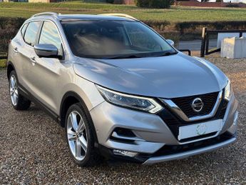 Nissan Qashqai 1.3 DIG-T N-Motion SUV 5dr Petrol Manual Euro 6 (s/s) (140 ps)