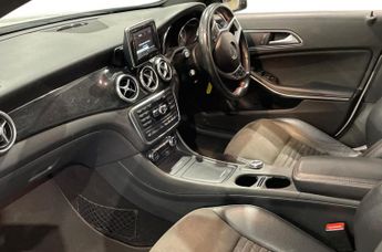 Mercedes GLA220 2.1 GLA220d AMG Line (Premium Plus) SUV 5dr Diesel 7G-DCT 4MATIC