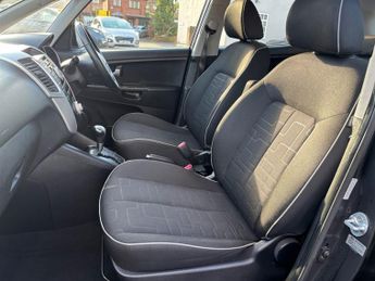 Kia Venga 1.6 2 MPV 5dr Petrol Auto Euro 5 (123 bhp)