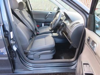 Volkswagen Polo S (75BHP) AUTO