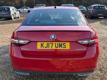 Skoda Superb 2.0 TSI SportLine Hatchback 5dr Petrol DSG Euro 6 (s/s) (220 ps)