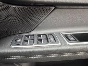 Jaguar XF 2.0d R-Sport Sportbrake Auto Euro 6 (s/s) 5dr