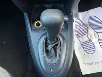 Renault Clio 1.4 16v Expression Hatchback 3dr Petrol Automatic (174 g/km, 98 