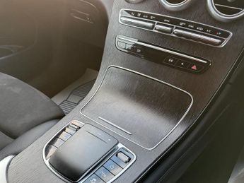 Mercedes GLC220d 4MATIC AMG LINE