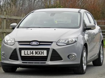 Ford Focus 1.6 ZETEC NAVIGATOR