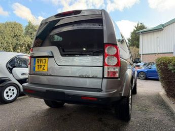 Land Rover Discovery SDV6 XS - 1 OWNER - FULL LAND ROVER SERVICE HISTORY - CAMBELT CH