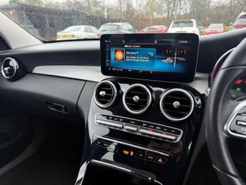 Mercedes C200 1.5 MHEV EQ Boost Sport Saloon 4dr Petrol G-Tronic+ Euro 6 (s/s)