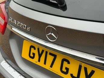 Mercedes GLA220 2.1 GLA220d AMG Line (Premium) SUV 5dr Diesel 7G-DCT 4MATIC Euro