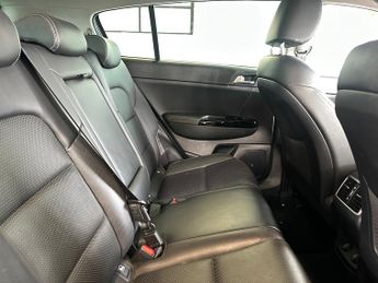 Kia Sportage 1.6 CRDi 4 SUV 5dr Diesel DCT Euro 6 (s/s) (134 bhp)