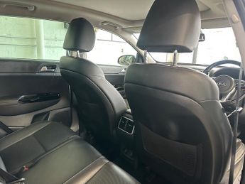 Kia Sportage 1.6 CRDi 4 SUV 5dr Diesel DCT Euro 6 (s/s) (134 bhp)