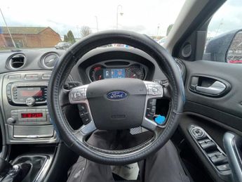 Ford Mondeo TITANIUM TDCI 140