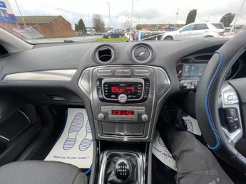 Ford Mondeo TITANIUM TDCI 140