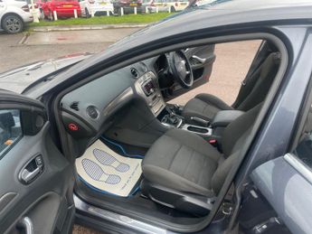 Ford Mondeo TITANIUM TDCI 140