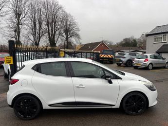 Renault Clio 1.5 dCi Dynamique S MediaNav Hatchback 5dr Diesel EDC Euro 5 (90