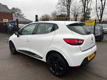 Renault Clio 1.5 dCi Dynamique S MediaNav Hatchback 5dr Diesel EDC Euro 5 (90