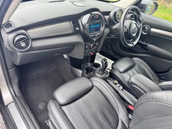 MINI Hatch COOPER EXCLUSIVE