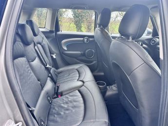 MINI Hatch COOPER EXCLUSIVE