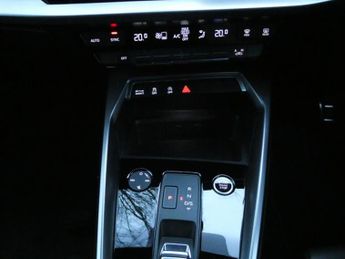 Audi A3 1.5 TFSI 35 S line Saloon 4dr Petrol S Tronic Euro 6 (s/s) (150 