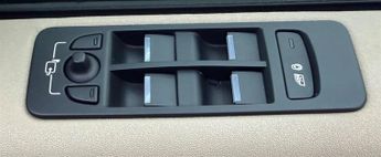 Land Rover Discovery Sport 2.0 TD4 HSE Auto 4WD Euro 6 (s/s) 5dr