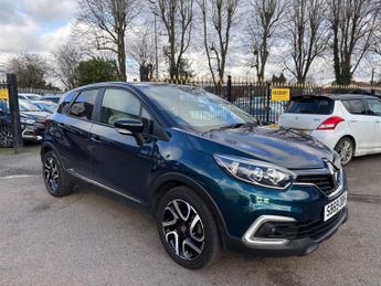 Renault Captur 0.9 TCe ENERGY Iconic SUV 5dr Petrol Manual Euro 6 (s/s) (90 ps)