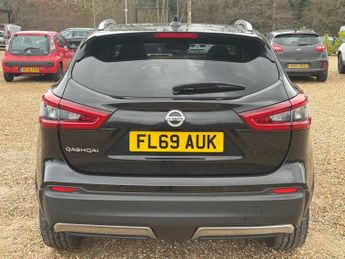 Nissan Qashqai 1.3 DIG-T Tekna SUV 5dr Petrol DCT Auto Euro 6 (s/s) (160 ps)