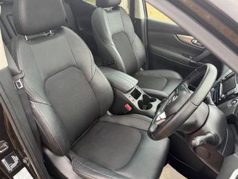 Nissan Qashqai 1.3 DIG-T Tekna SUV 5dr Petrol DCT Auto Euro 6 (s/s) (160 ps)