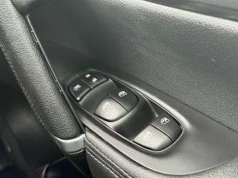 Nissan Qashqai 1.3 DIG-T Tekna SUV 5dr Petrol DCT Auto Euro 6 (s/s) (160 ps)