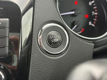 Nissan Qashqai 1.3 DIG-T Tekna SUV 5dr Petrol DCT Auto Euro 6 (s/s) (160 ps)