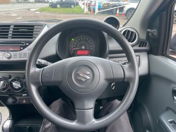 Suzuki Alto SZ4