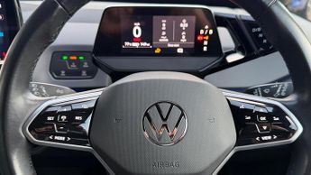 Volkswagen ID.3 Pro Performance 58kWh Life Auto 5dr