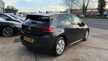 Volkswagen ID.3 Pro Performance 58kWh Life Auto 5dr