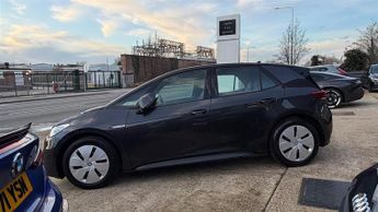 Volkswagen ID.3 Pro Performance 58kWh Life Auto 5dr