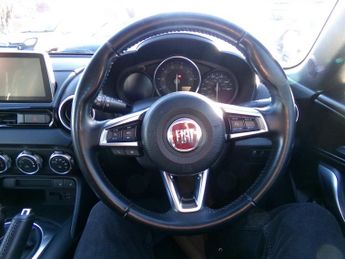 Fiat 124 Spider 1.4 MultiAir Lusso Convertible 2dr Petrol Euro 6 (140 ps)