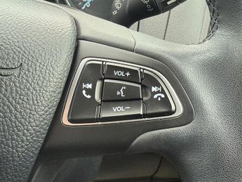 Ford Focus 1.0T EcoBoost Titanium Hatchback 5dr Petrol Auto Euro 6 (s/s) (1