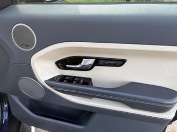 Land Rover Range Rover Evoque SD4 DYNAMIC