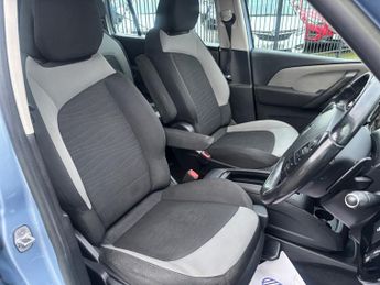 Citroen Grand C4 Picasso 1.6 e-HDi Airdream Exclusive MPV 5dr Diesel ETG6 Euro 5 (s/s) (1