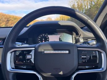 Land Rover Discovery Sport P300e 12.2kWh R-DYNAMIC SE